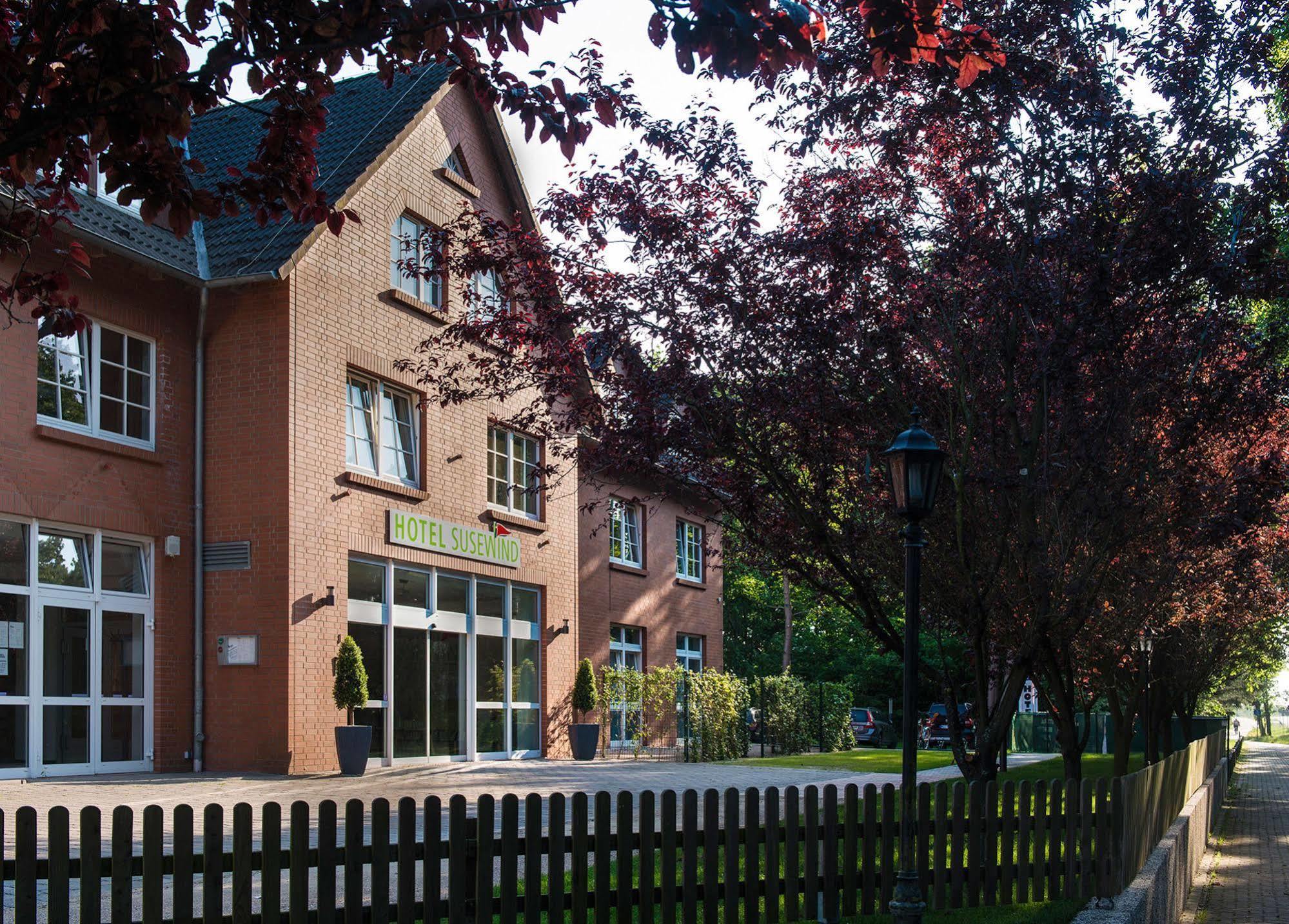 Susewind Hotel Rostock Exterior photo